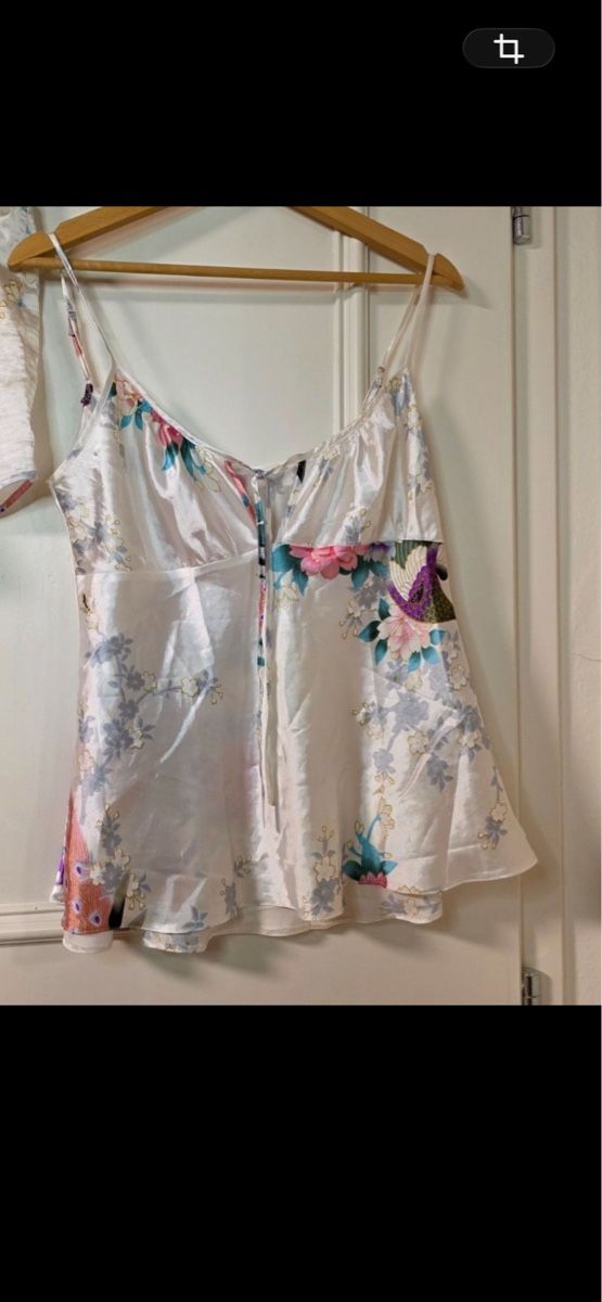 Negligees & Pyjamas: Schönes Satin Pyjama gr 38/40 – Gebraucht aus Allschwil von selake990673 1
