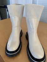 Stiefelette, hellbeige, Grösse 40, Lackoptik