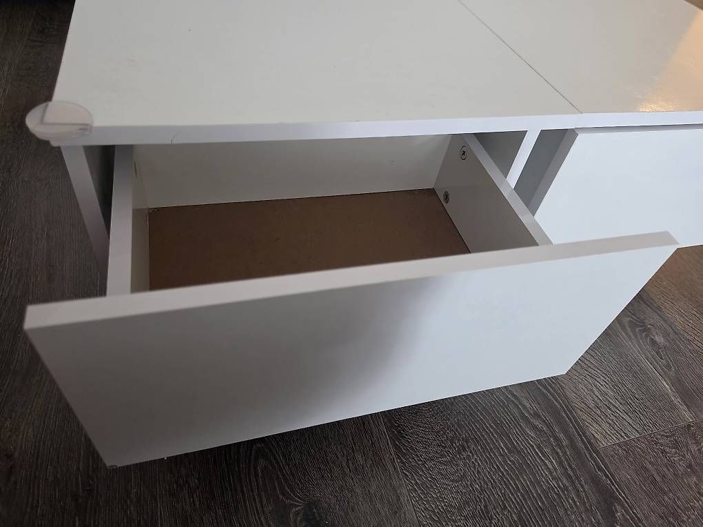 Tables: Couchtisch in weiss  – D'occasion à Bülach par Kat1ru 2