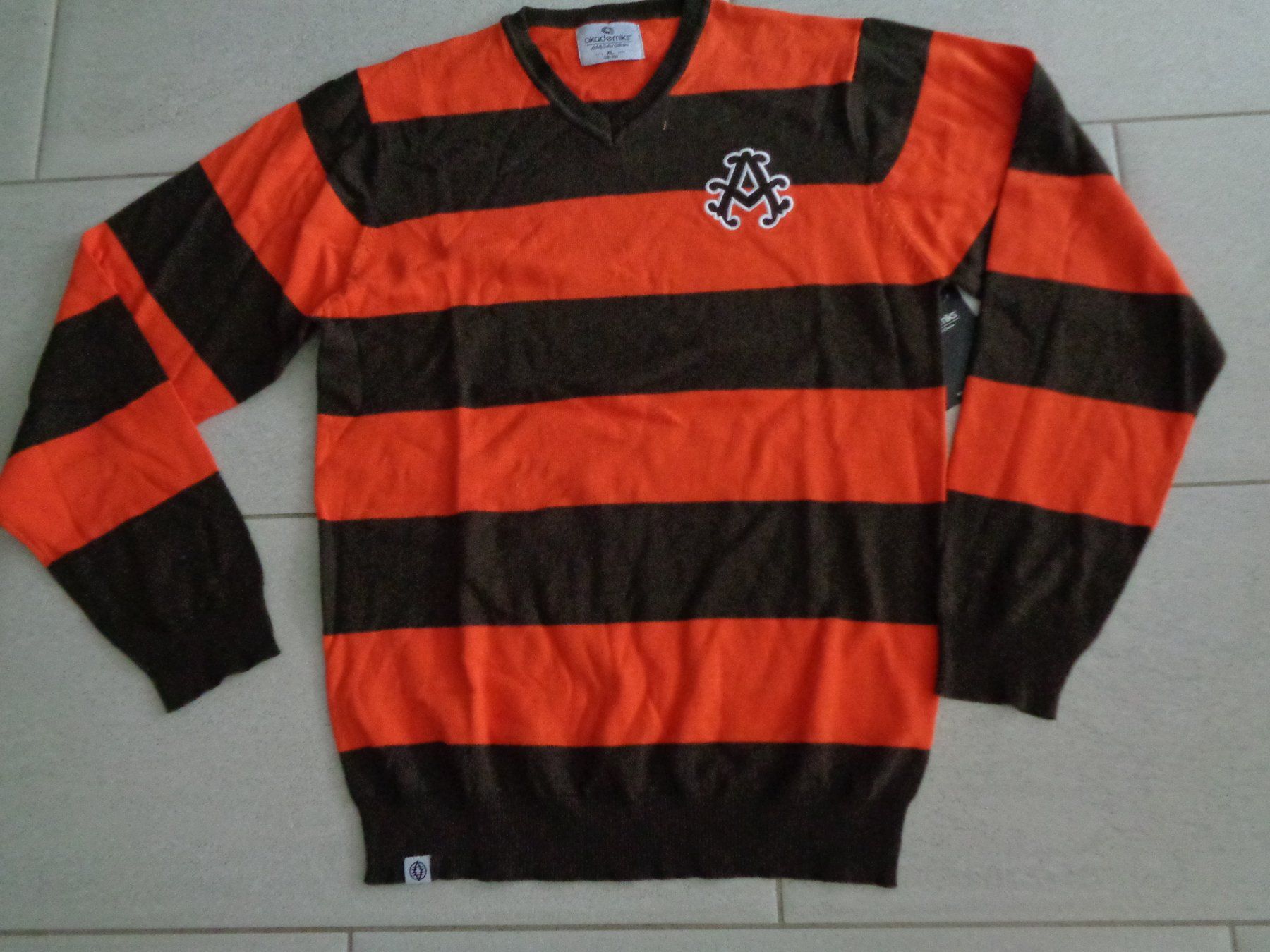 Maglioni & Felpe: AKADEMIKS PULLOVER GR.170 *NEU* – Nuovo (secondo la descrizione) da Rotkreuz venduto da Samballi