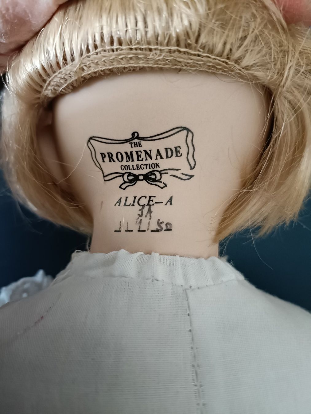 Puppen: Alte Porzellanpuppe – Gebraucht aus Grenchen von Schlussliecht 2