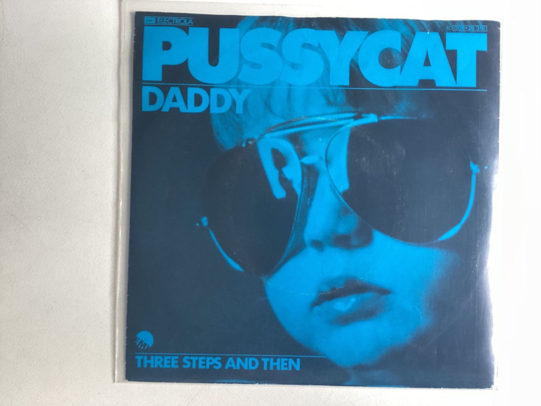 Dischi in vinile: Pussycat Single - Daddy / Three Steps And Then – Usato da Gutenswil venduto da Hamzian