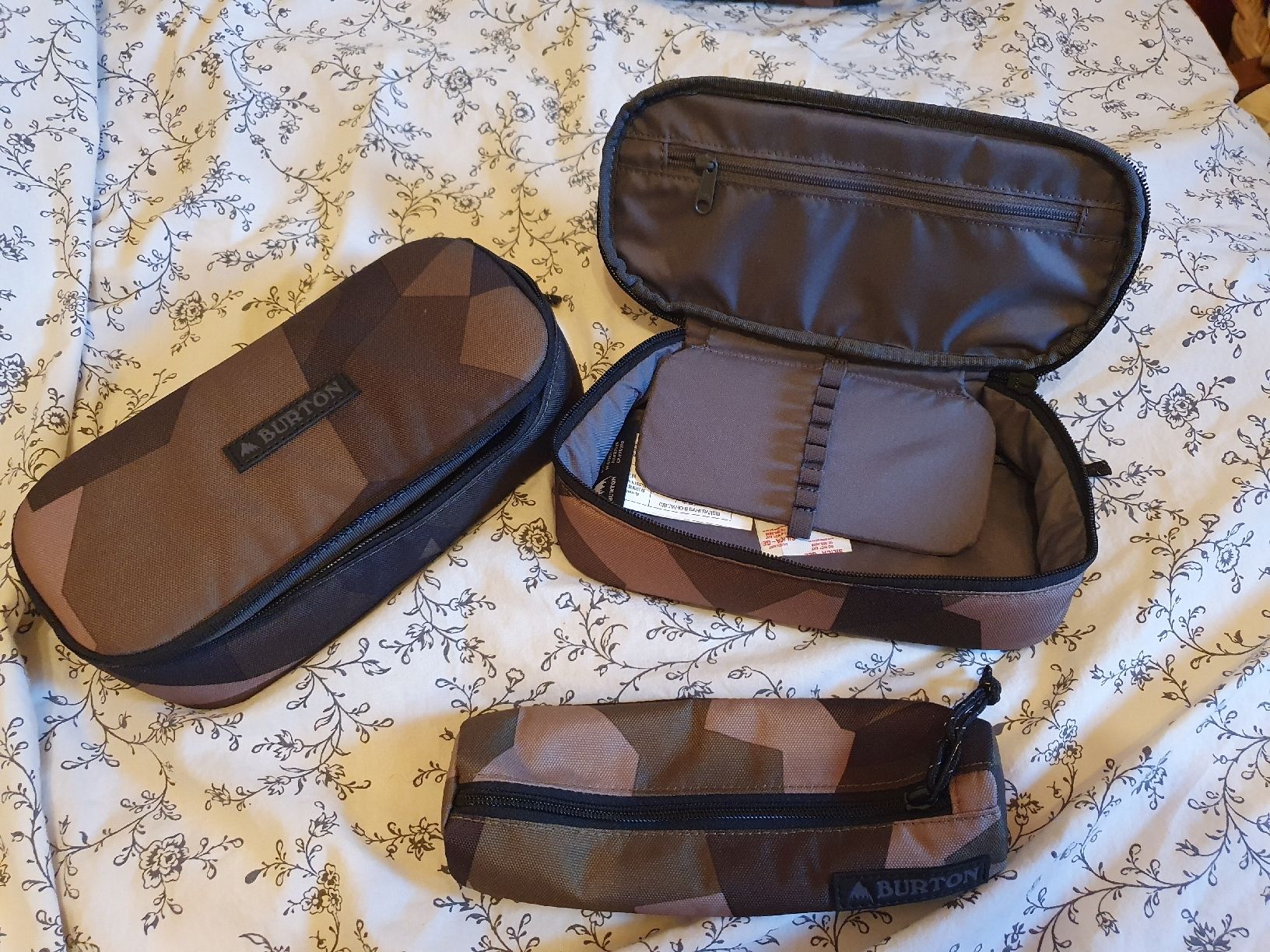 Burton Sacs: Burton Set Neu – Neuf avec emballage d'origine à Oberurnen par Psamira