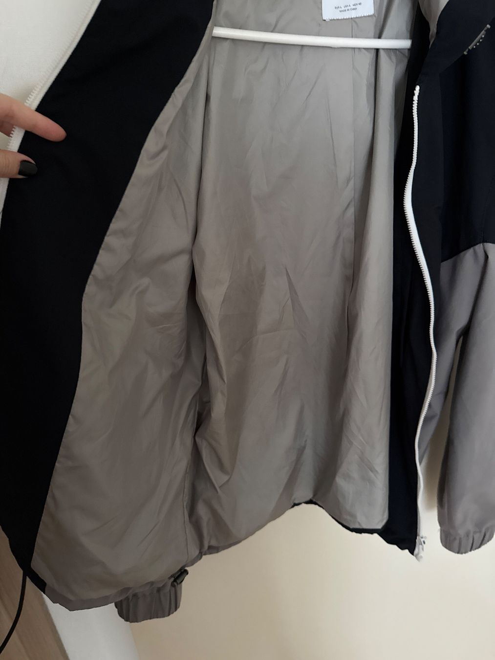 Zara Giacche: Zara Windjacke EUR L – Usato da Horgen venduto da linuxrp 3
