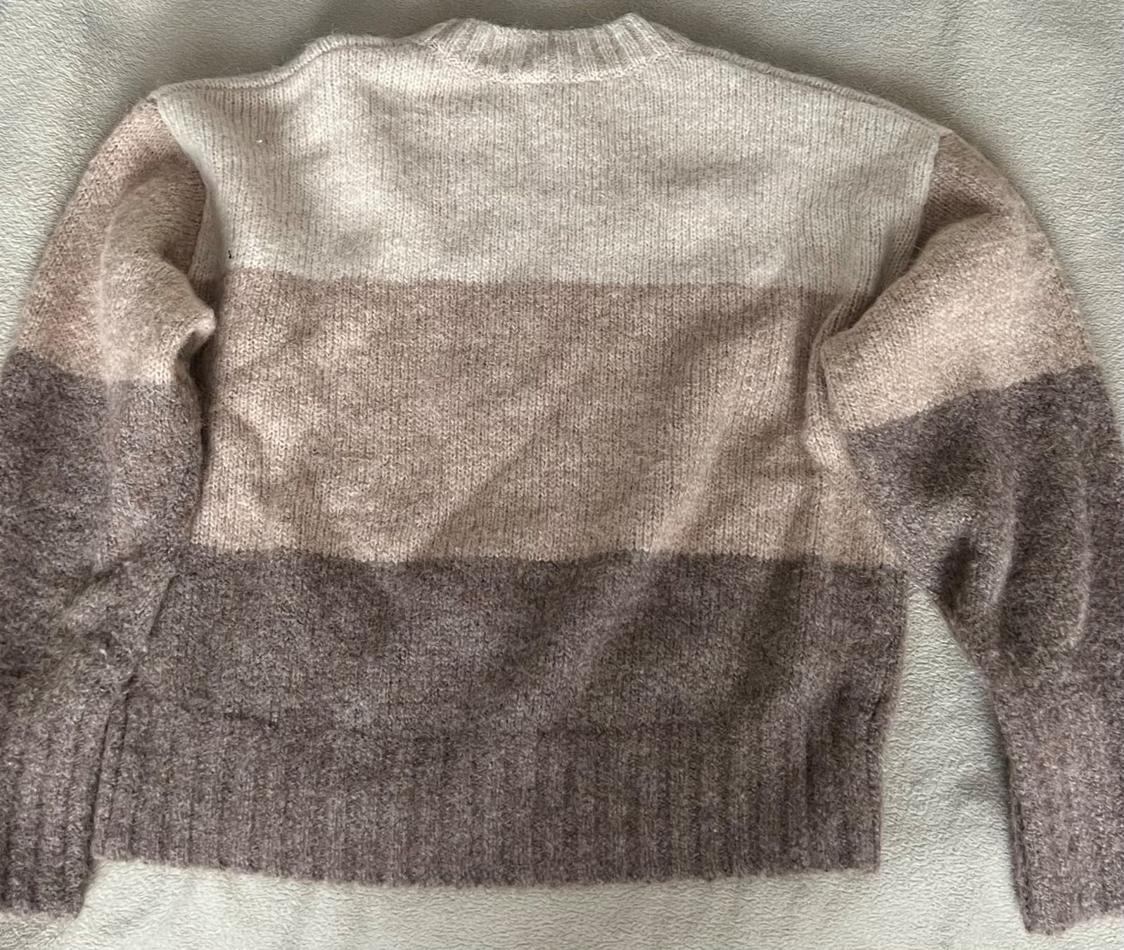 Cos Maglioni & Felpe: COS Chunky Wool Crew-Neck Jumper – Usato da Lausanne venduto da dia_xs9l 2