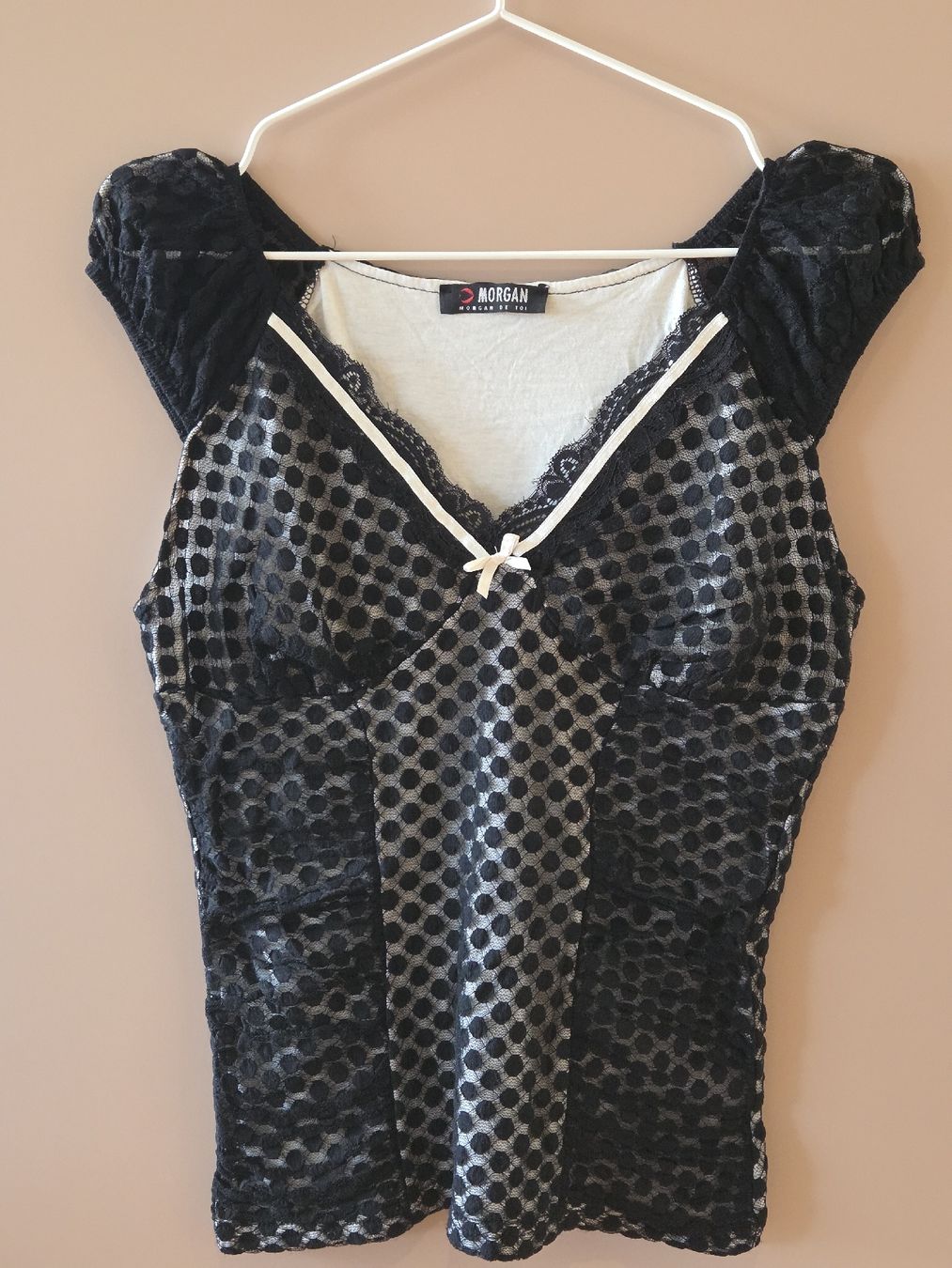 Morgan Tops: MORGAN-Top mit Spitzenärmeln – D'occasion à Emmen par GrabandGo