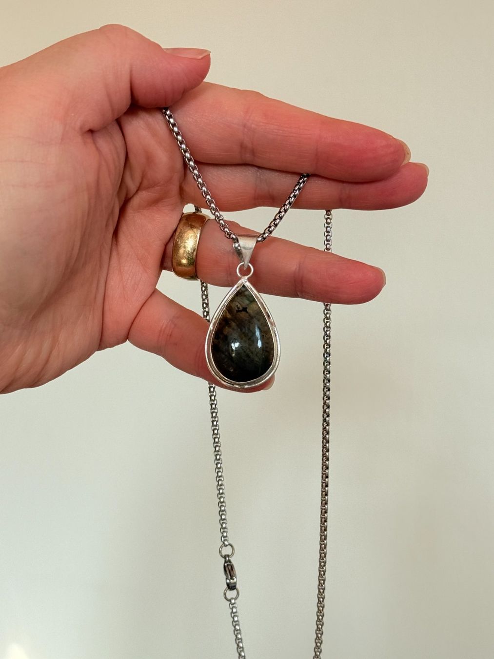 Catenine: Collier labradorite naturelle goutte 💧... – Nuovo e nell'imballaggio originale da Genève venduto da AGBERG 5