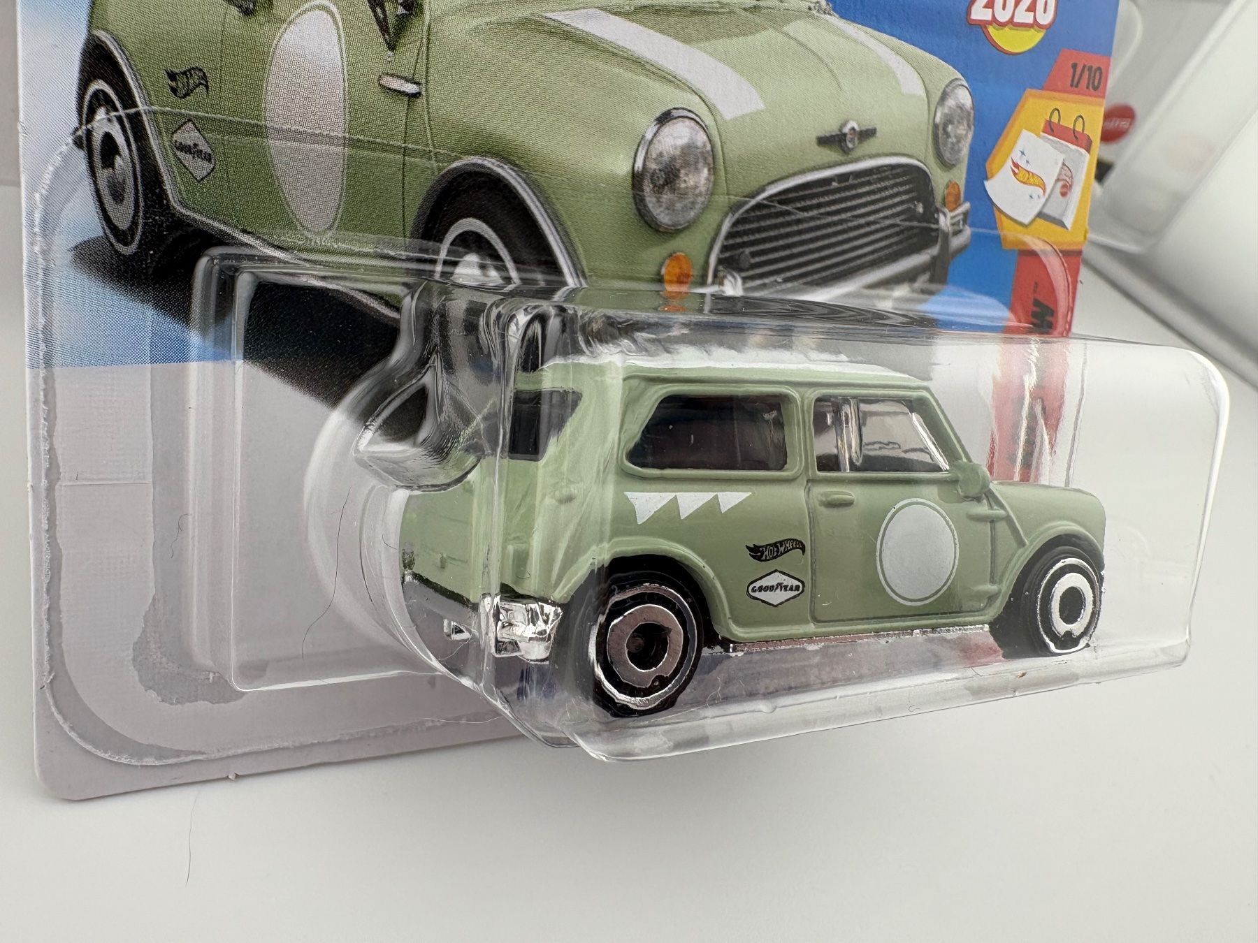 Hot Wheels Modellini d'auto: Hot Wheels Austin Mini Cooper S - 2026 - 71/250 – Nuovo e nell'imballaggio originale da Flawil venduto da HeisseReifen 3