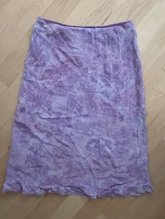 Esprit Sommerrock,100%Seide, Gr.34/36 Lila Paisley Mustermix