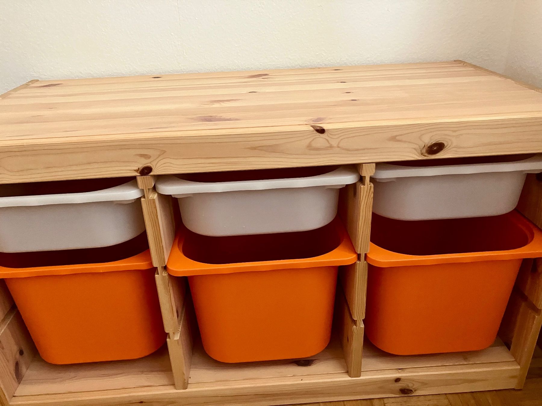 Ikea Scaffali: Trofast Regal von Ikea mit 6 Boxen – Usato da Rüschlikon venduto da bananenschale 1