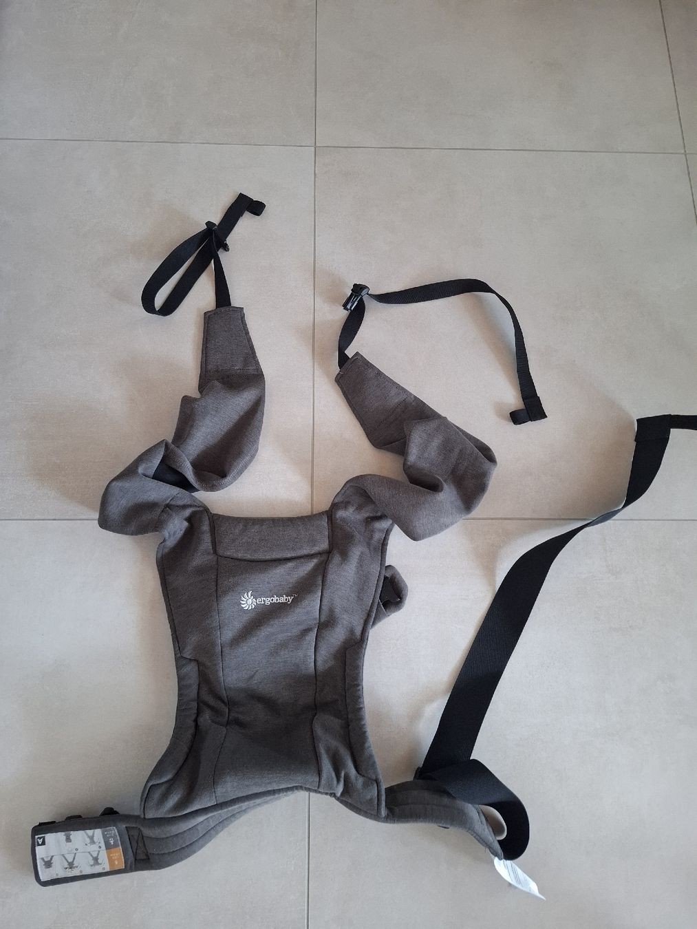 Ergo Baby Marsupi portabebè: Ergobaby Embrace Trage Heather Grey – Usato da Herzogenbuchsee venduto da NIDI_96