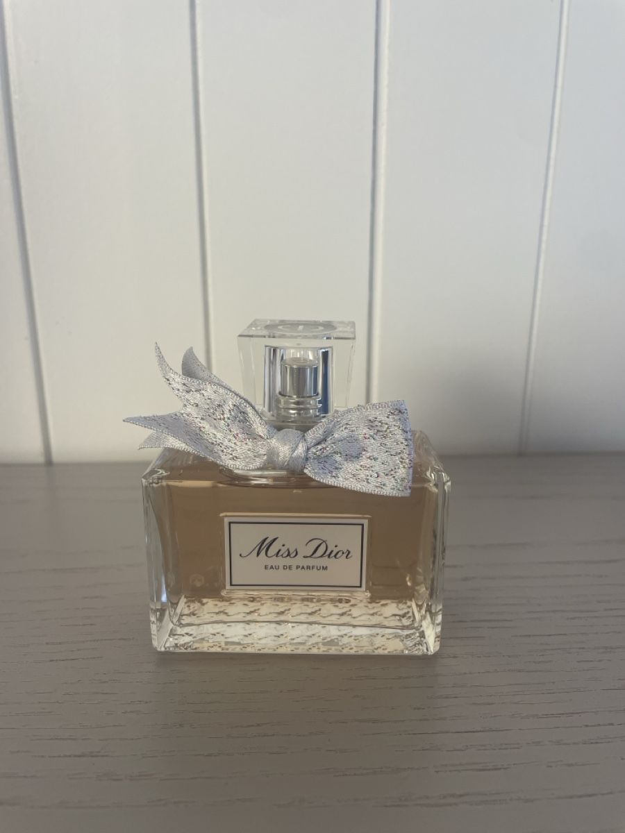 Dior Profumi & Eau de Toilette: Miss Dior Eau de Parfum 80ml  – Nuovo (secondo la descrizione) da Walkringen venduto da Dagobert2010