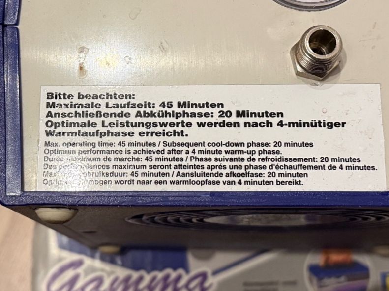 Revell Compressori: Airbrush Kompressor Gamma Revell – Usato da Samedan venduto da Gischpel25 4