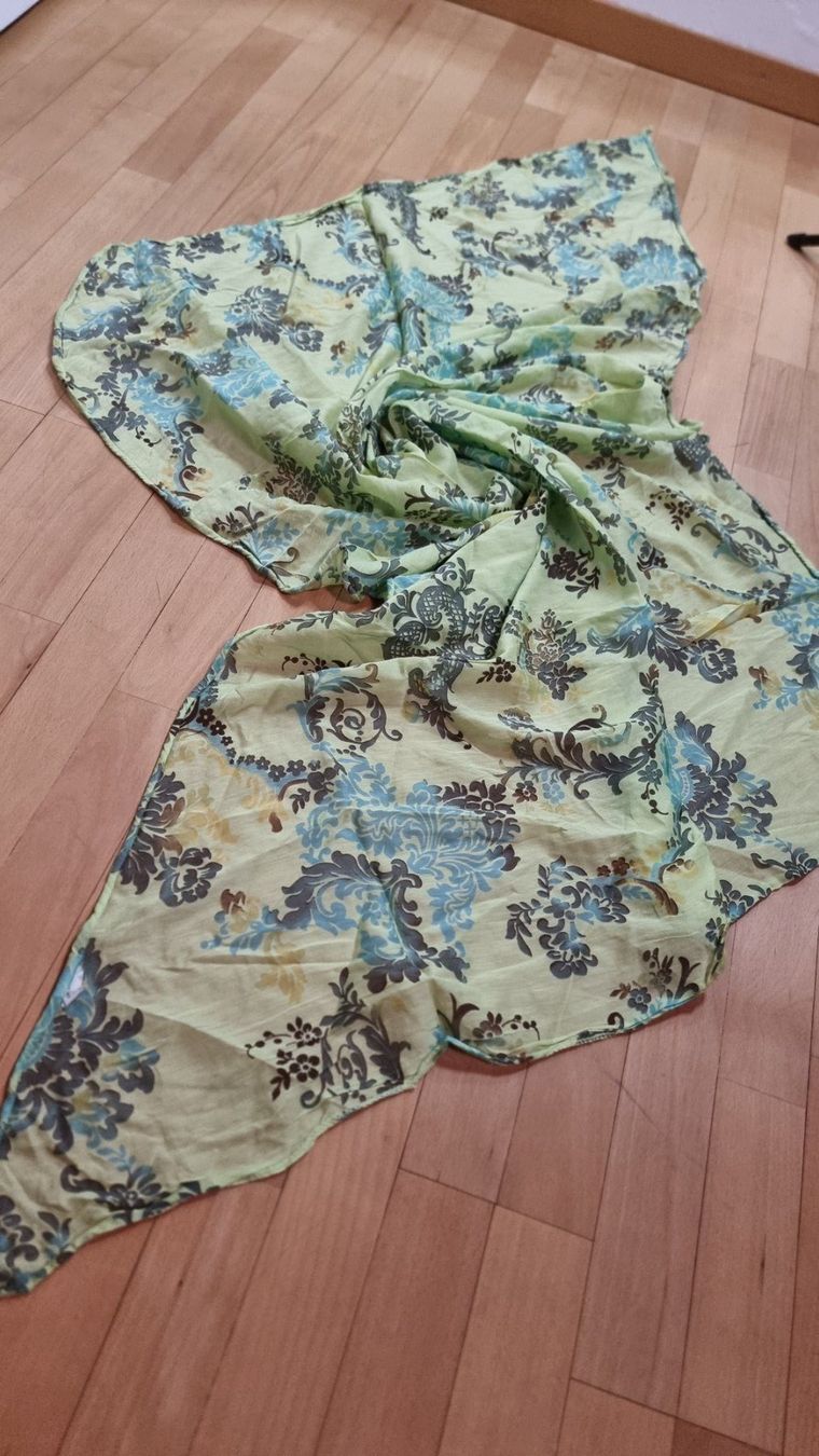 Foulard & Sciarpe: Italienischer Schal Baumwolle & Seide – Usato da Wald ZH venduto da CapLux 5