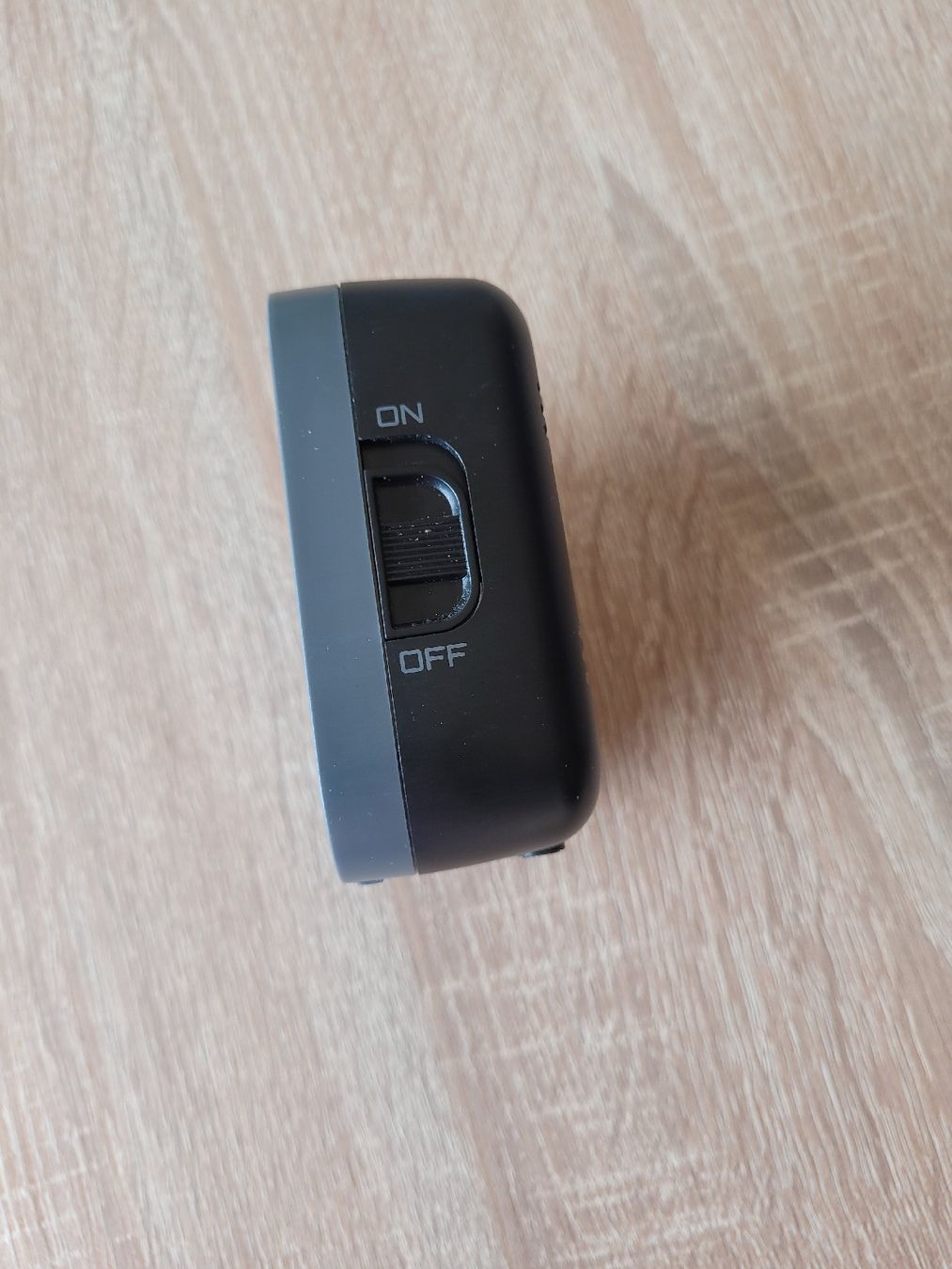 Sveglie: Digitaler Wecker mit Snooze und Licht – Usato da Uster venduto da 13smiley13 4