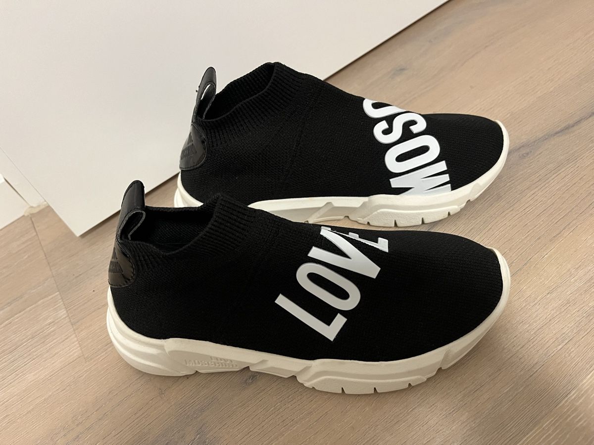 Moschino Damenschuhe: Love Moschino Sneaker 35 neu – Neu (gemäss Beschreibung) aus Birrwil von vanyboo 2