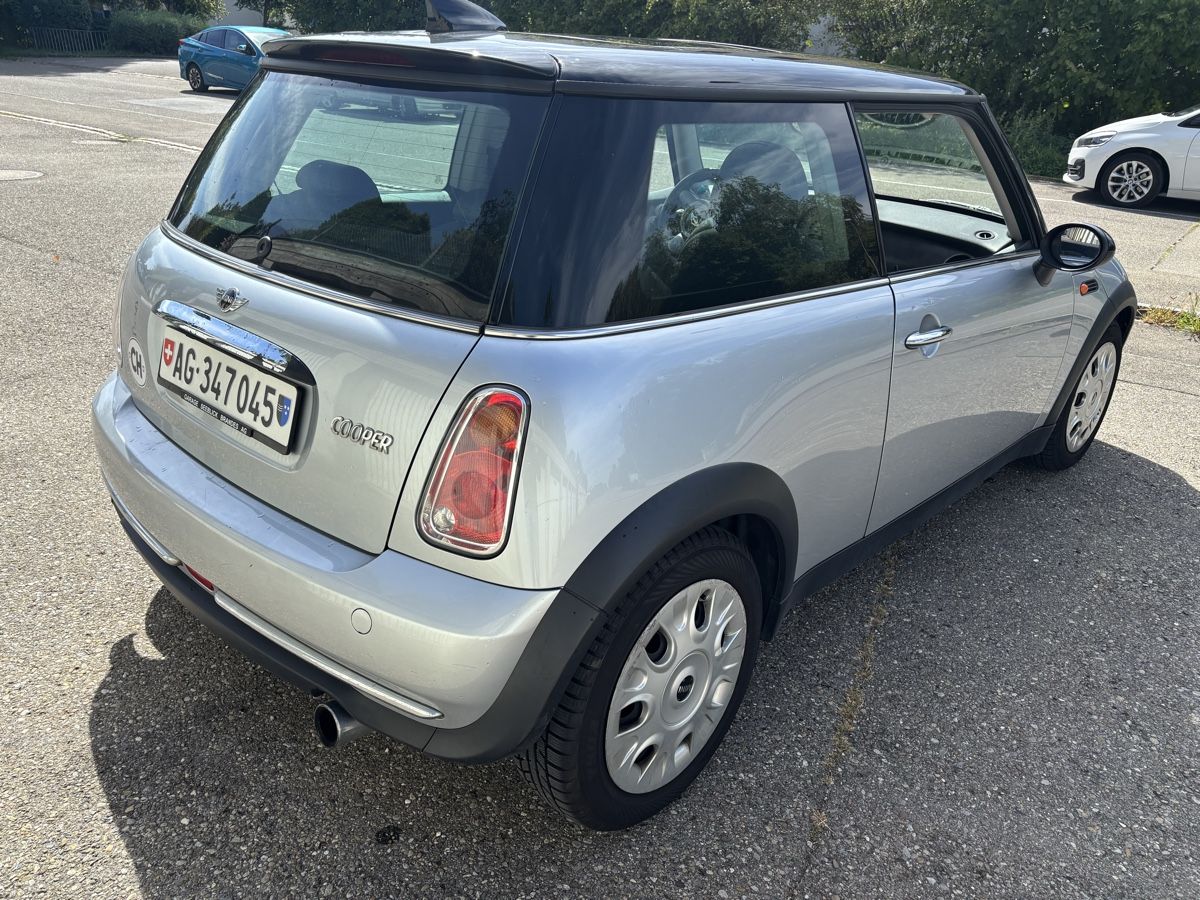 Mini Automobili: Mini Cooper 2005 – Usato da Zufikon venduto da eze_2bzh 3