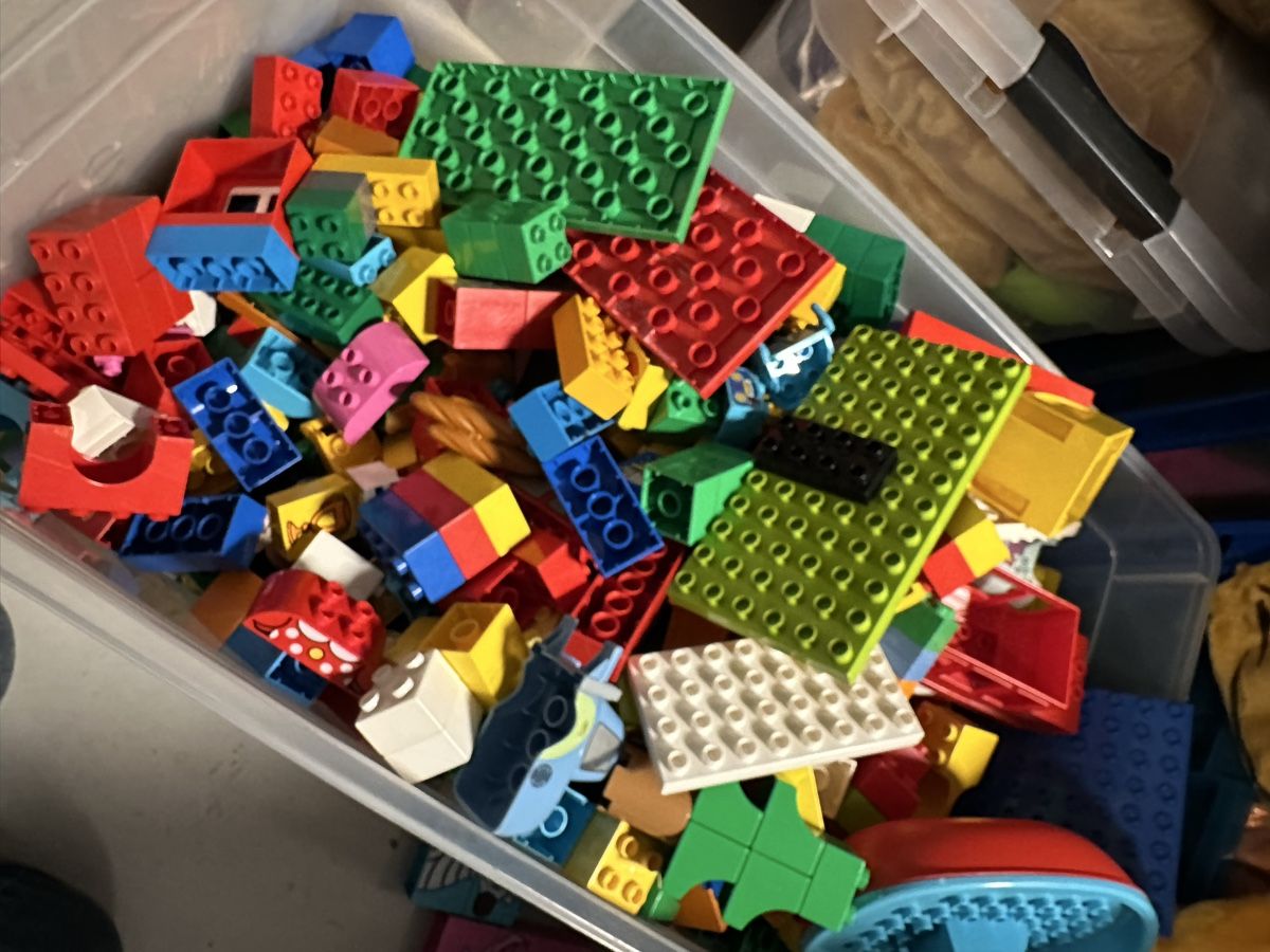 Spielzeuge: jede Menge duplos mix – Gebraucht aus Landquart von lumima