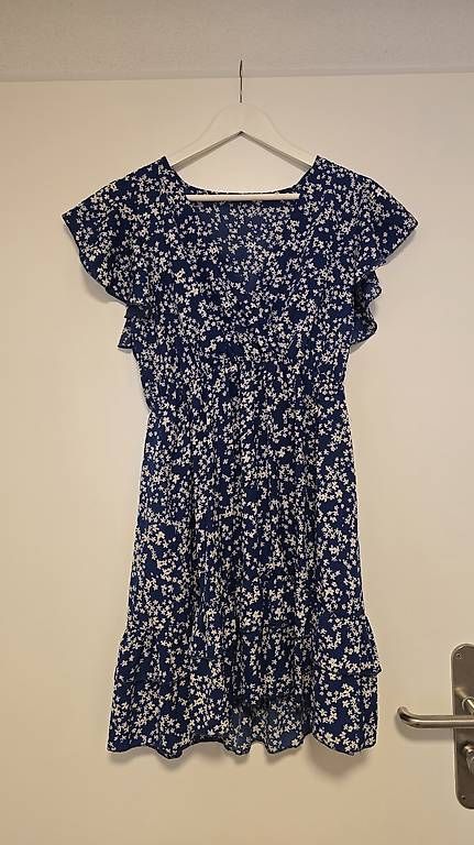 Lotti di vestiti: Kleiderpaket Damen – Usato da Arbon venduto da sunneshi22 2