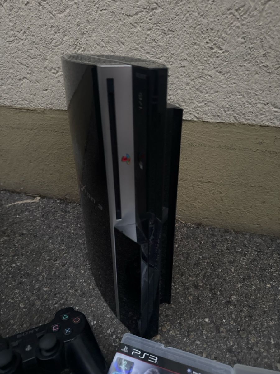 Sony Console: Sony PlayStation 3 Konsole mit Controller und Spielen – Usato da Olten venduto da HoYa01 2