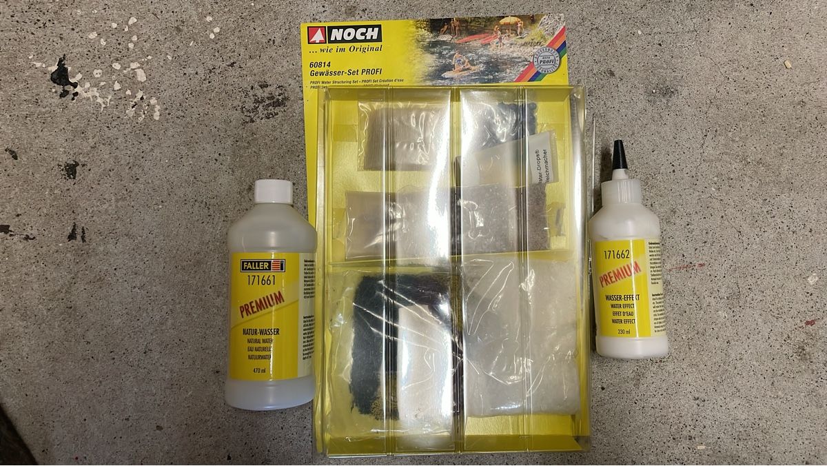 Modelleisenbahnen: Modellbau Gewässerset – Gebraucht aus Therwil von rubininio