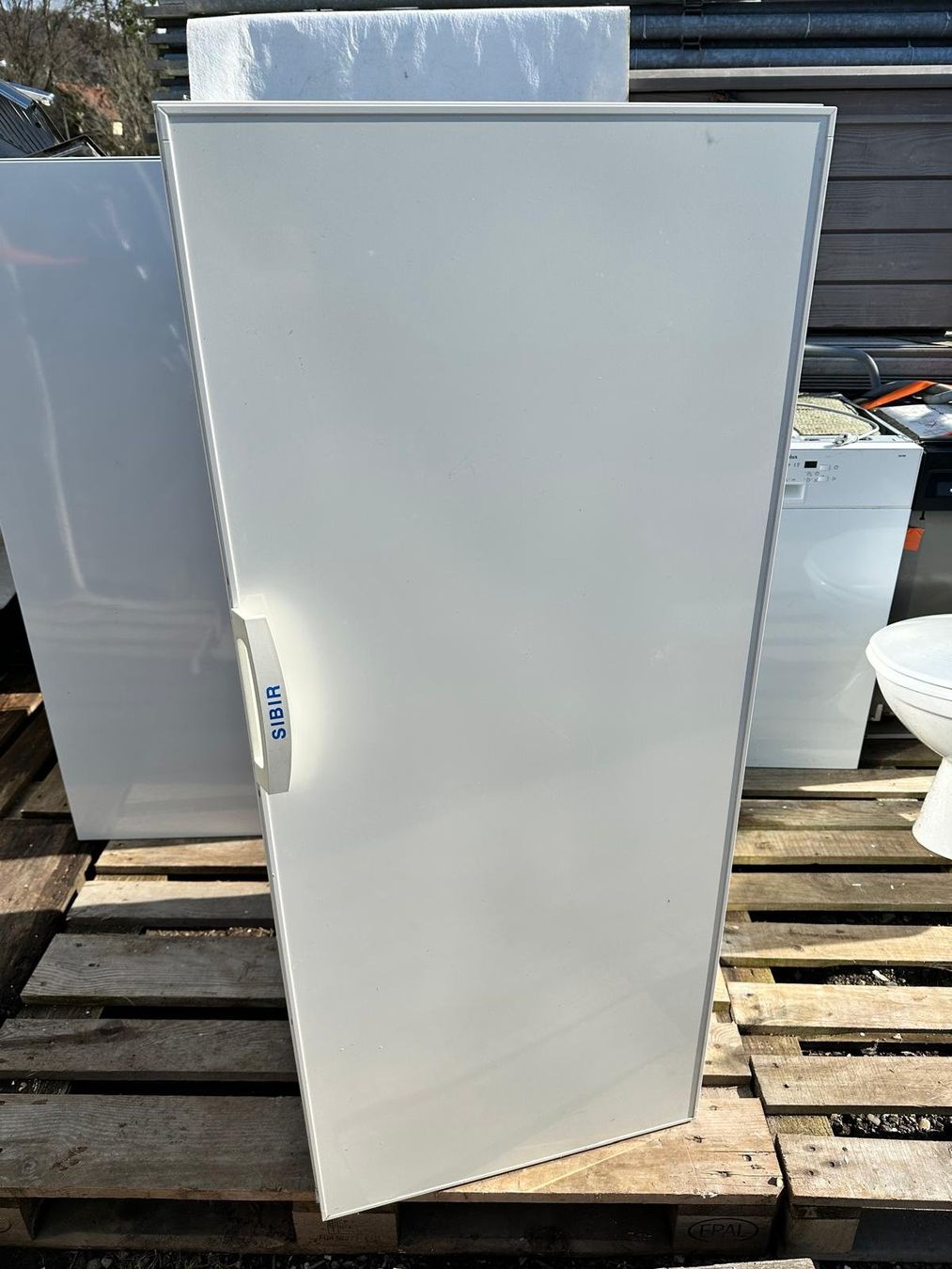 Frigoriferi: Kühlschrank Einbaukühlschrank SIBIR – Usato da Spreitenbach venduto da Space_X 7