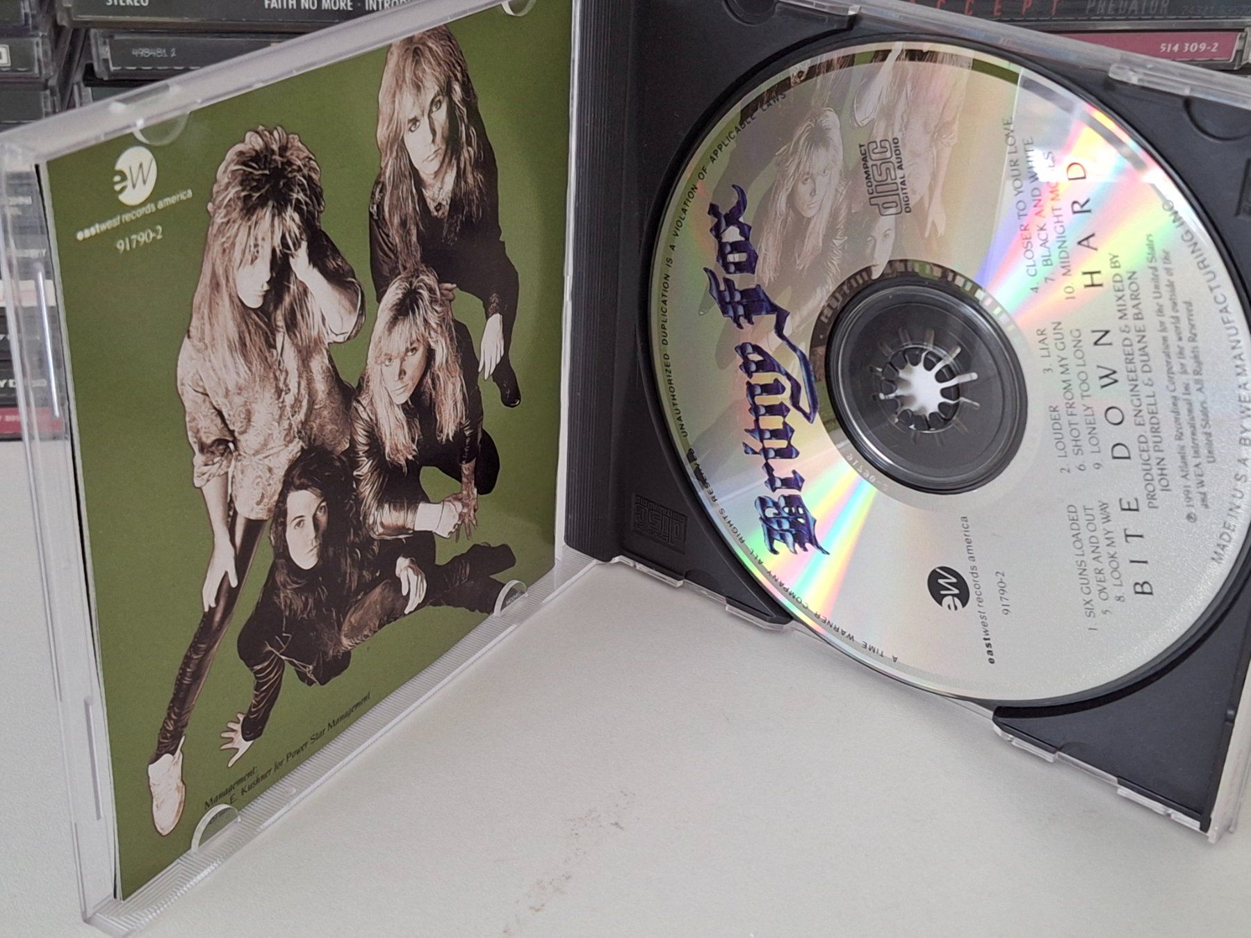 CDs: CD Britny Fox - Bite Down Hard – D'occasion à Aarberg par Jackup1 2