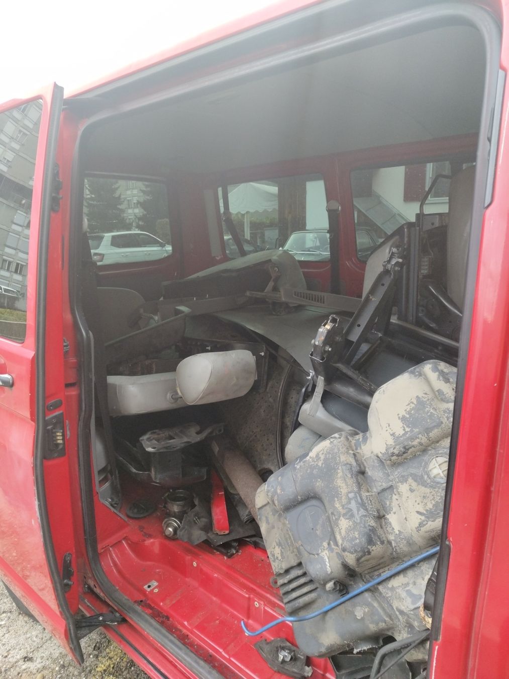 VW Autos: vw T5 2.5 Tdi  – Défectueux à Burgdorf par Lukas... 4