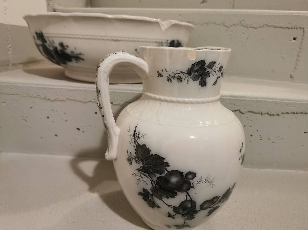 Karaffen: Waschkrug Set – Gebraucht aus Thun von Saxy