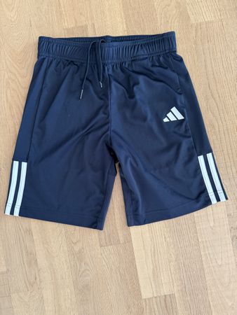 Adidas Trainingsshorts, Grösse 152 