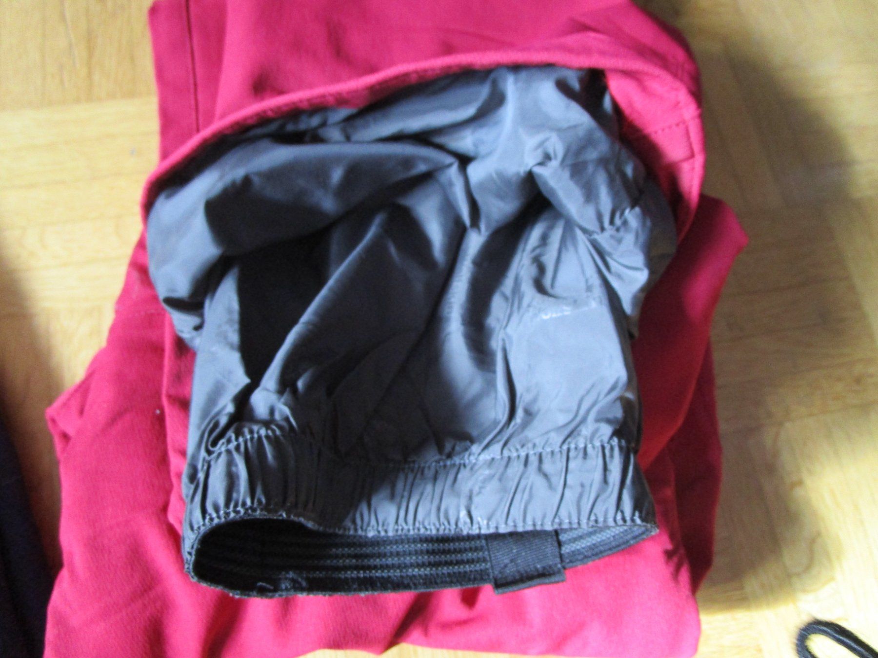 Jack Wolfskin Lotti di vestiti: 2 Winterhosen – Usato da Birmenstorf AG venduto da Edelweiss25 2
