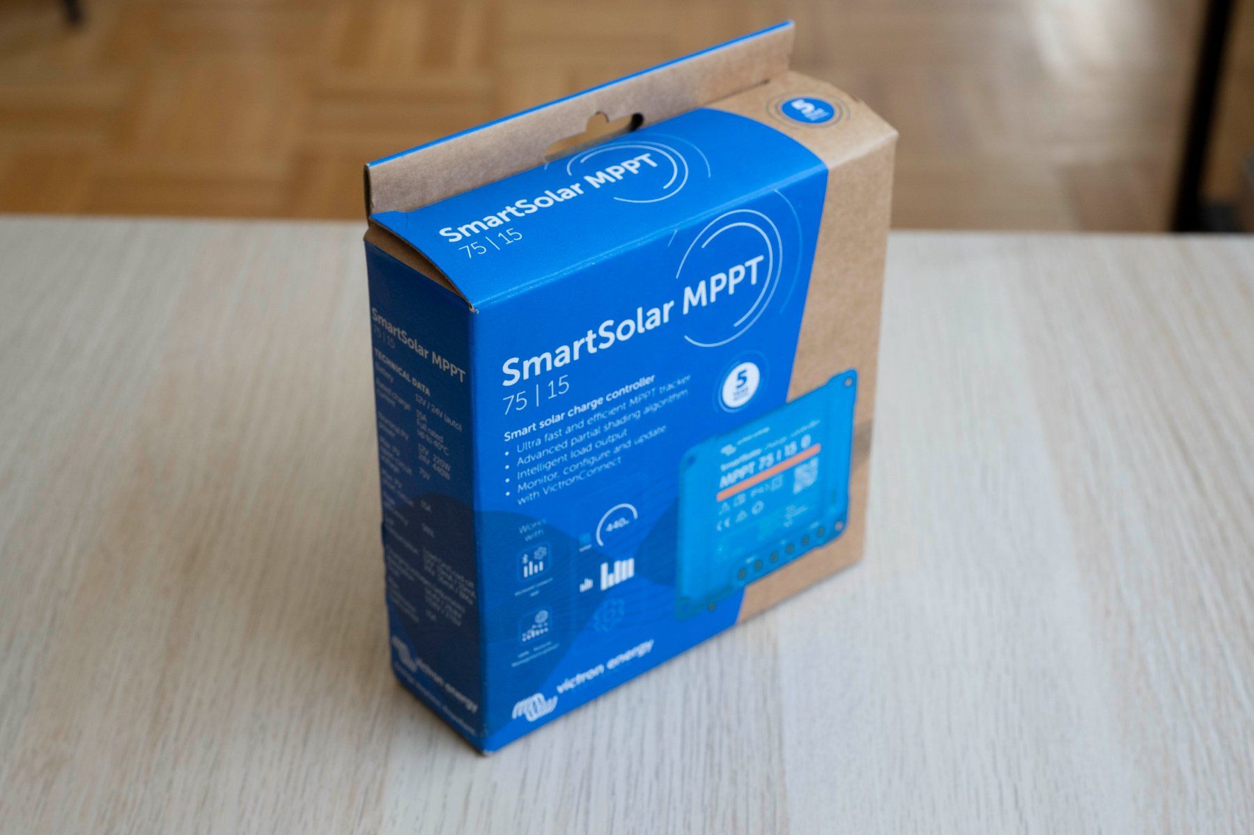 Victron Solargeräte und Solarprodukte: Complete 12V camper electrical kit, Solar panel, DC-DC, MPPT – Neu und originalverpackt aus Genève von ami_fwj9