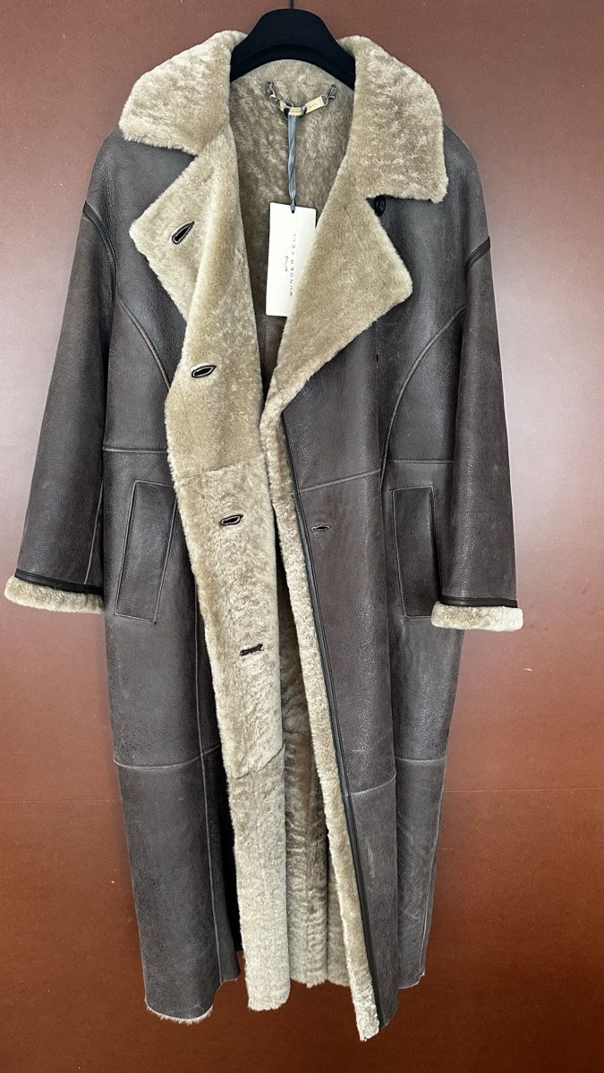 Cappotti: Wunderfell Brown Lambskin Coat, Size 36, new – Nuovo (secondo la descrizione) da Luzern venduto da ida_hv2y
