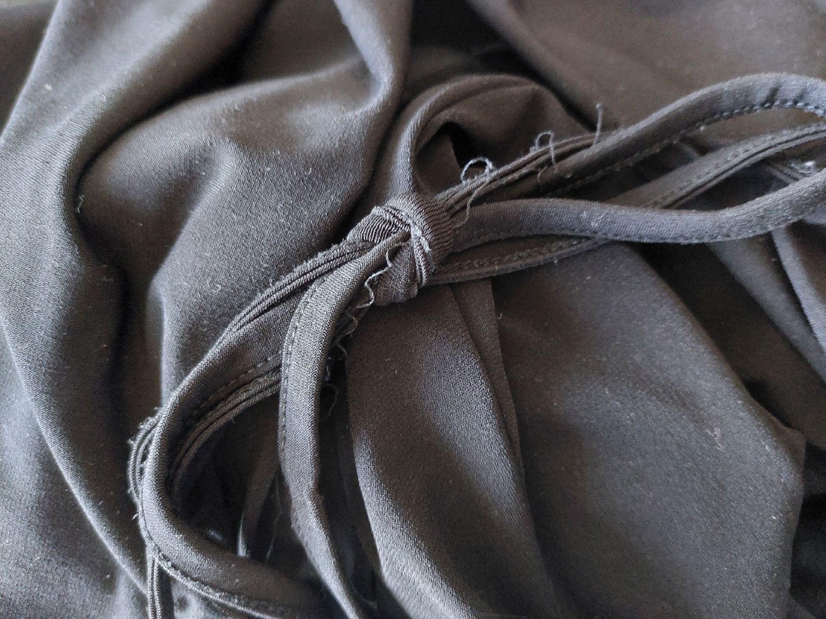 Tute: Schwarzer Jumpsuit, Gr. 36, elegant & bequem – Usato da Horgen venduto da prinza 4