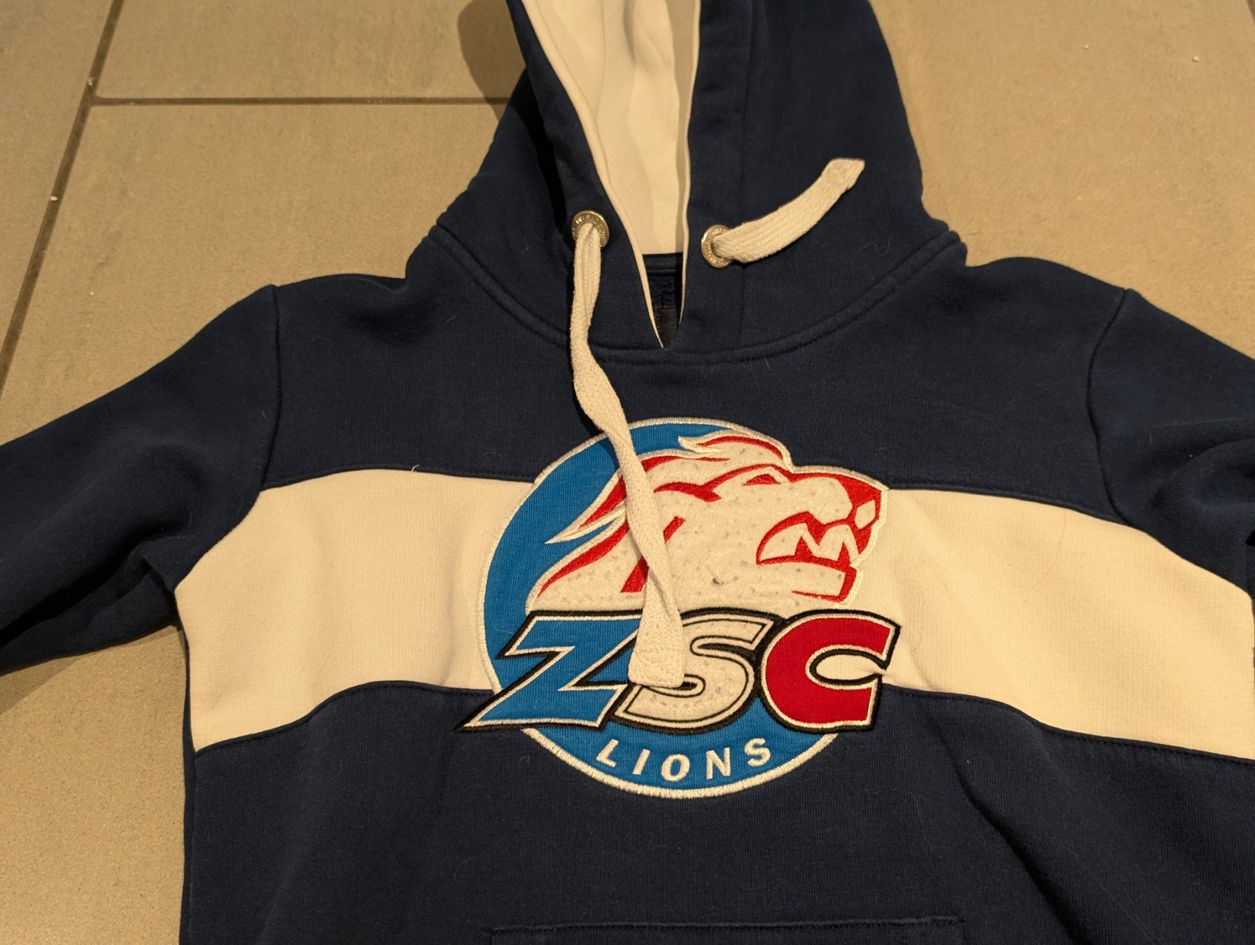 Maglioni & Felpe: *** ZSC-Pullover in Grösse 140 *** – Usato da Wollerau venduto da R3D3X3 1
