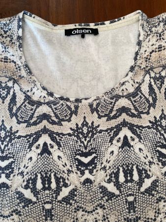 OLSEN Shirt mit Reptilienmuster Gr. M