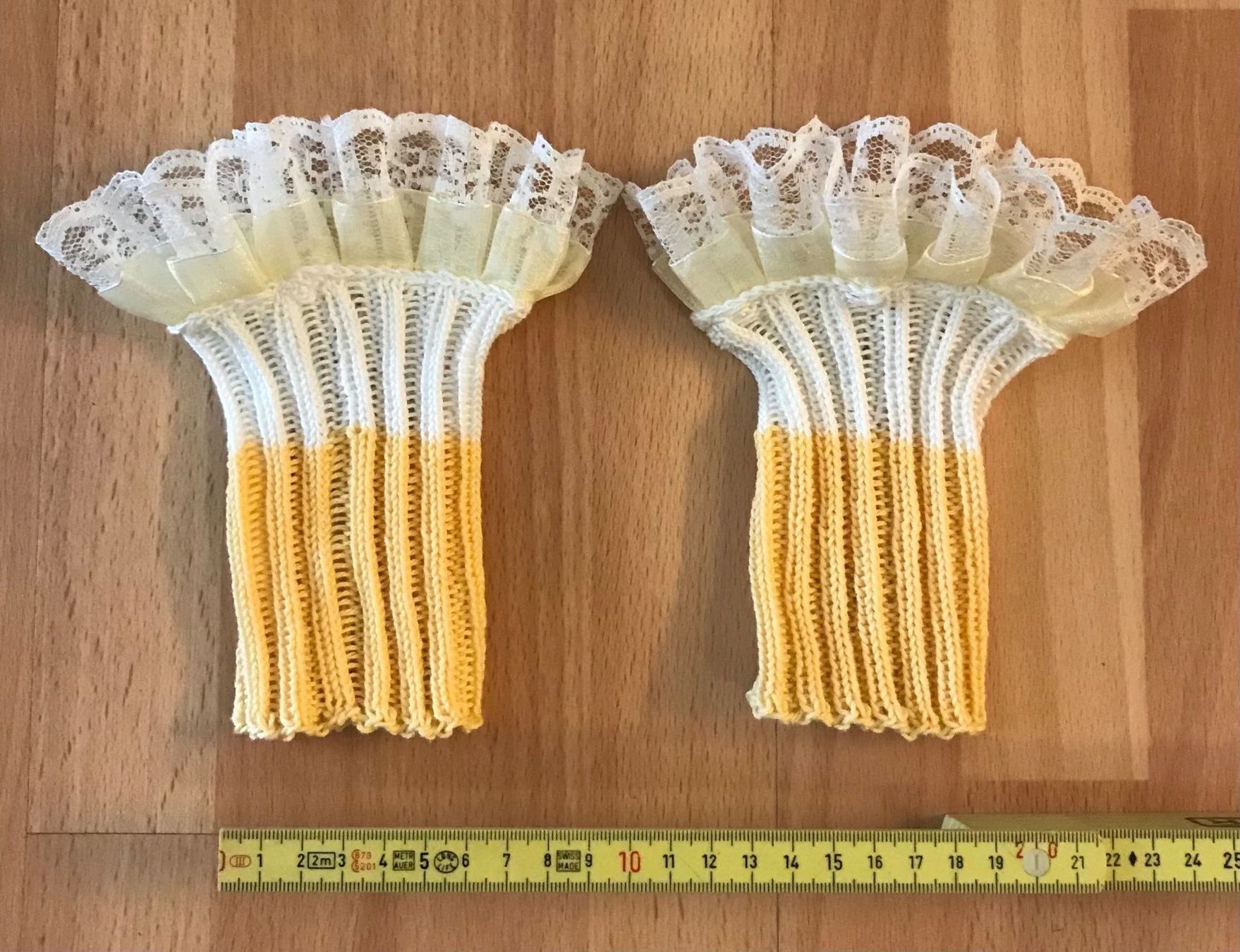 Guanti & manicotti: Pulswärmer Amediesli – Nuovo e nell'imballaggio originale da Ennetmoos venduto da Tabakfrei 1