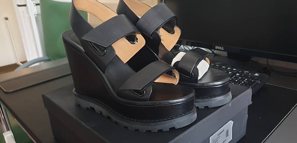 Marc Jacobs Scarpe da donna: MARC BY MARC JACOBS – Nuovo (secondo la descrizione) da Riehen venduto da arordorf 1