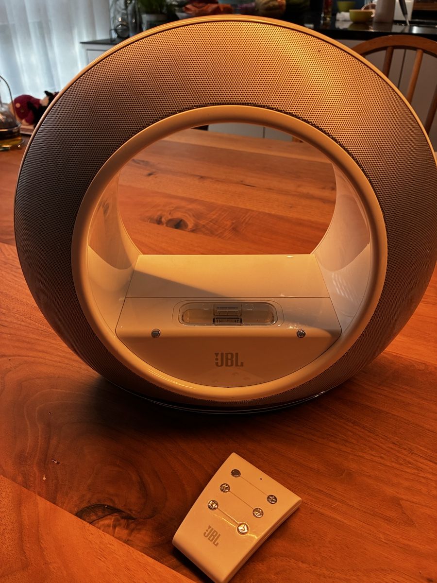 JBL Haut-parleurs: JBL Radial  bluethtool Speaker – D'occasion à Wangen sz par ms1_k9x8 8