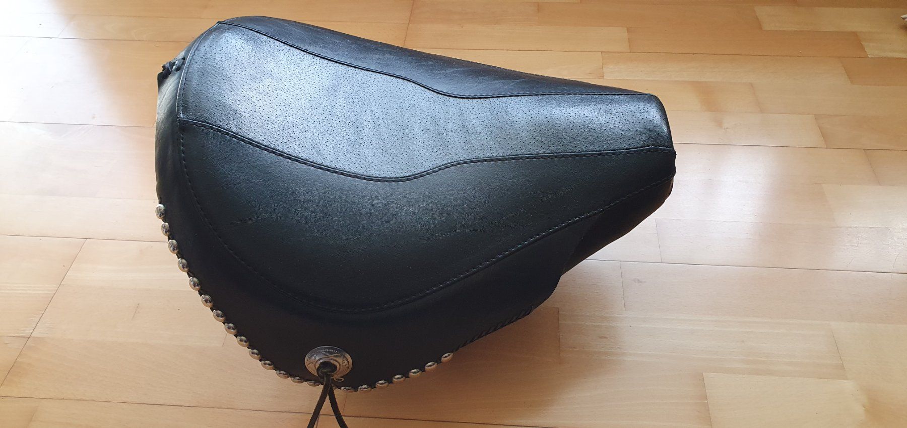 Harley-Davidson Tutti i ricambio per moto: Harley-Davidson Fat Boy Softail Leder Sattel / Sitz – Usato da Rothenburg venduto da Bleonhard