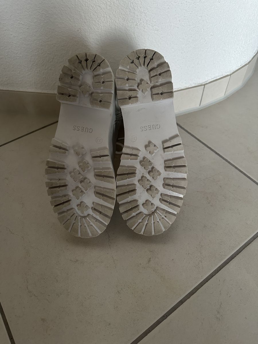 Guess Scarpe da donna: Guess Winterboots, Gr. 37, – Usato da Altendorf venduto da Vanessa789 2