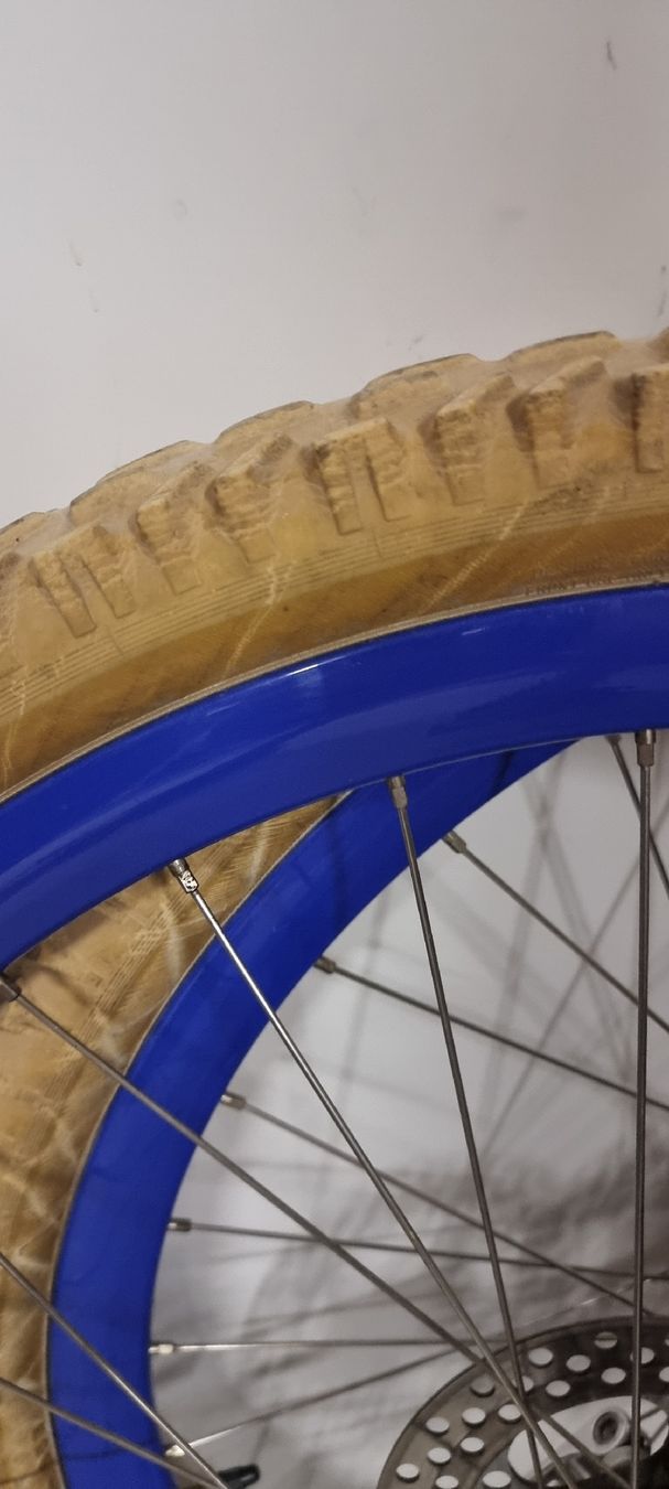 Pezzi di ricambio: Formula Carbonia 26Zoll Laufradsatz  – Usato da Seon venduto da Stibinio 5