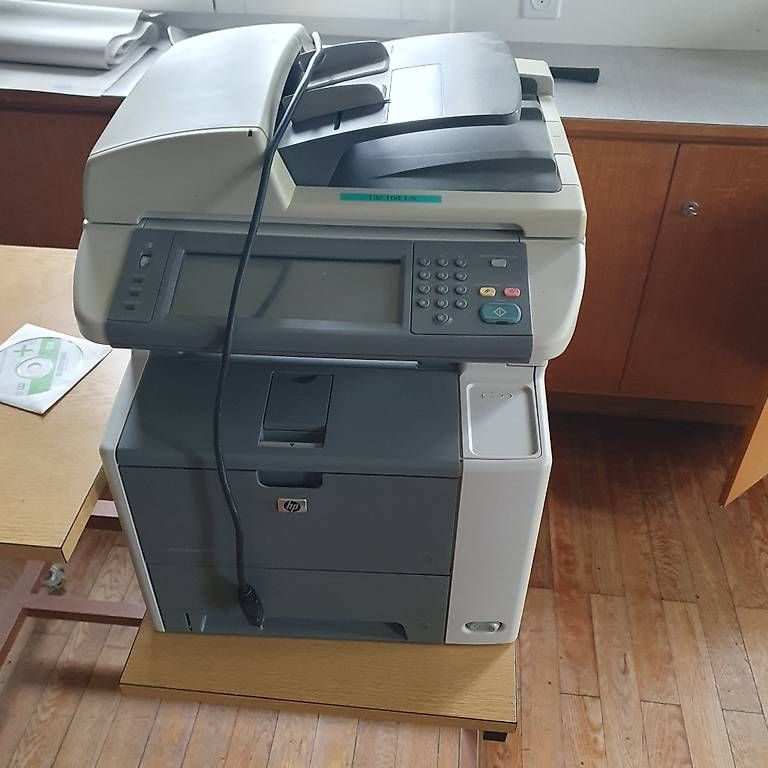 Hewlett Packard Stampanti: HP Drucker / Laserdrucker – Usato da Sumiswald venduto da Kasimir87
