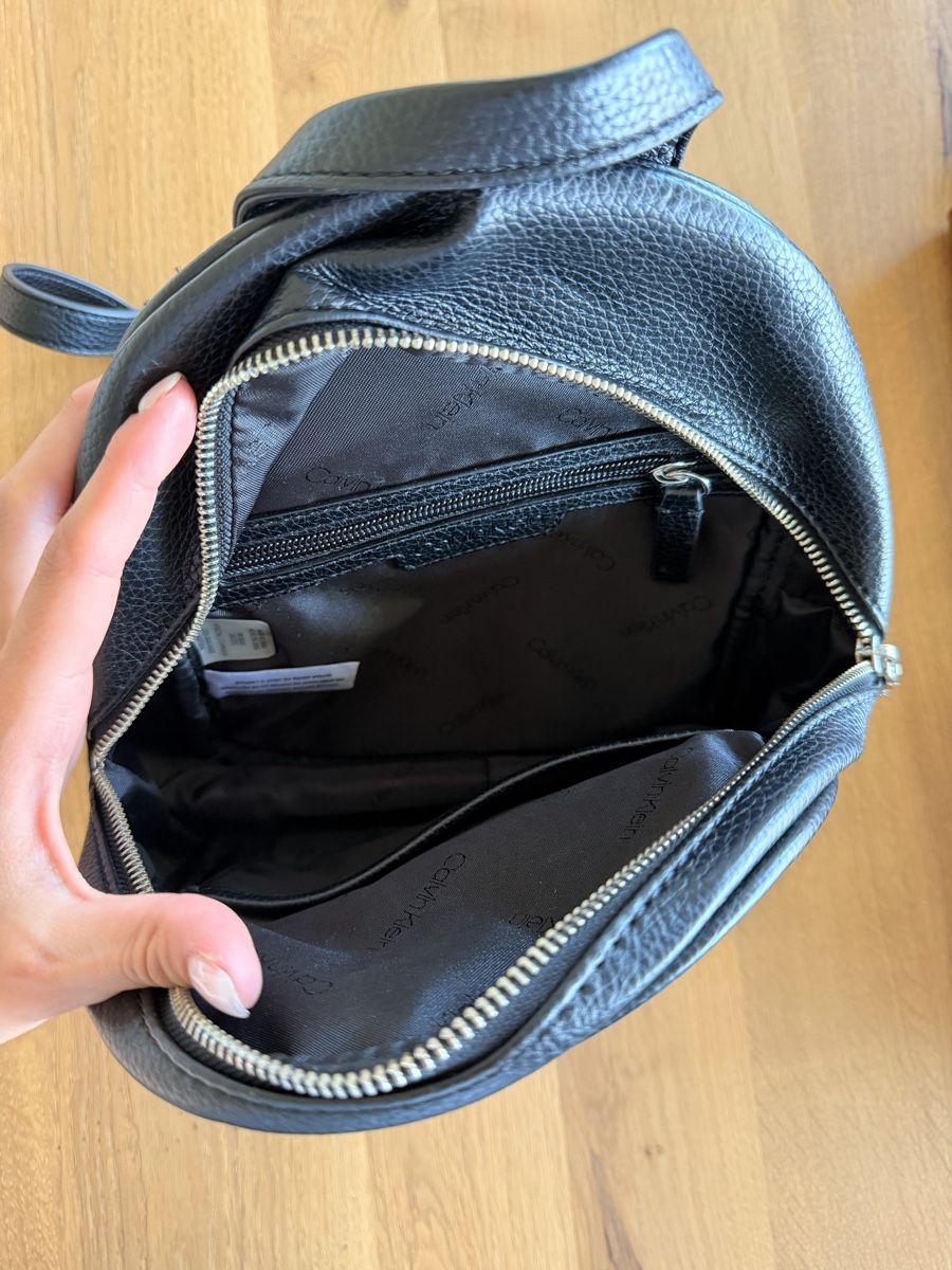 Calvin Klein Taschen für Damen: Calvin Klein Rucksack – Neu (gemäss Beschreibung) aus Niederwangen BE von Bluelike 1