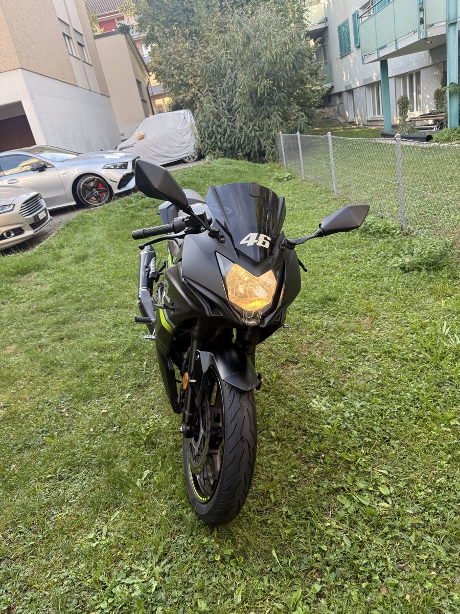 Kawasaki Strasse: KAWASAKI NINJA 125 CC – Gebraucht aus Winterthur von Fabio_46
