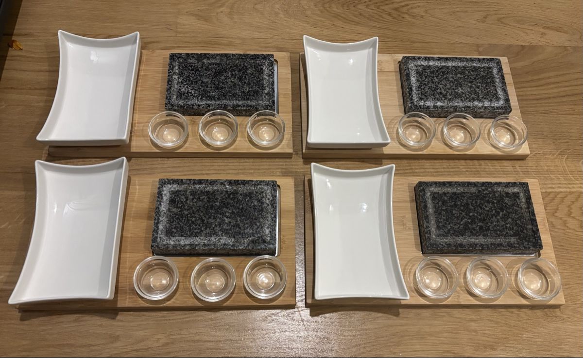 Set di piatti: Hot-Stone-Set mit Bambusplatten - 4 Set – Usato da Sulgen venduto da mirjamseraina 2