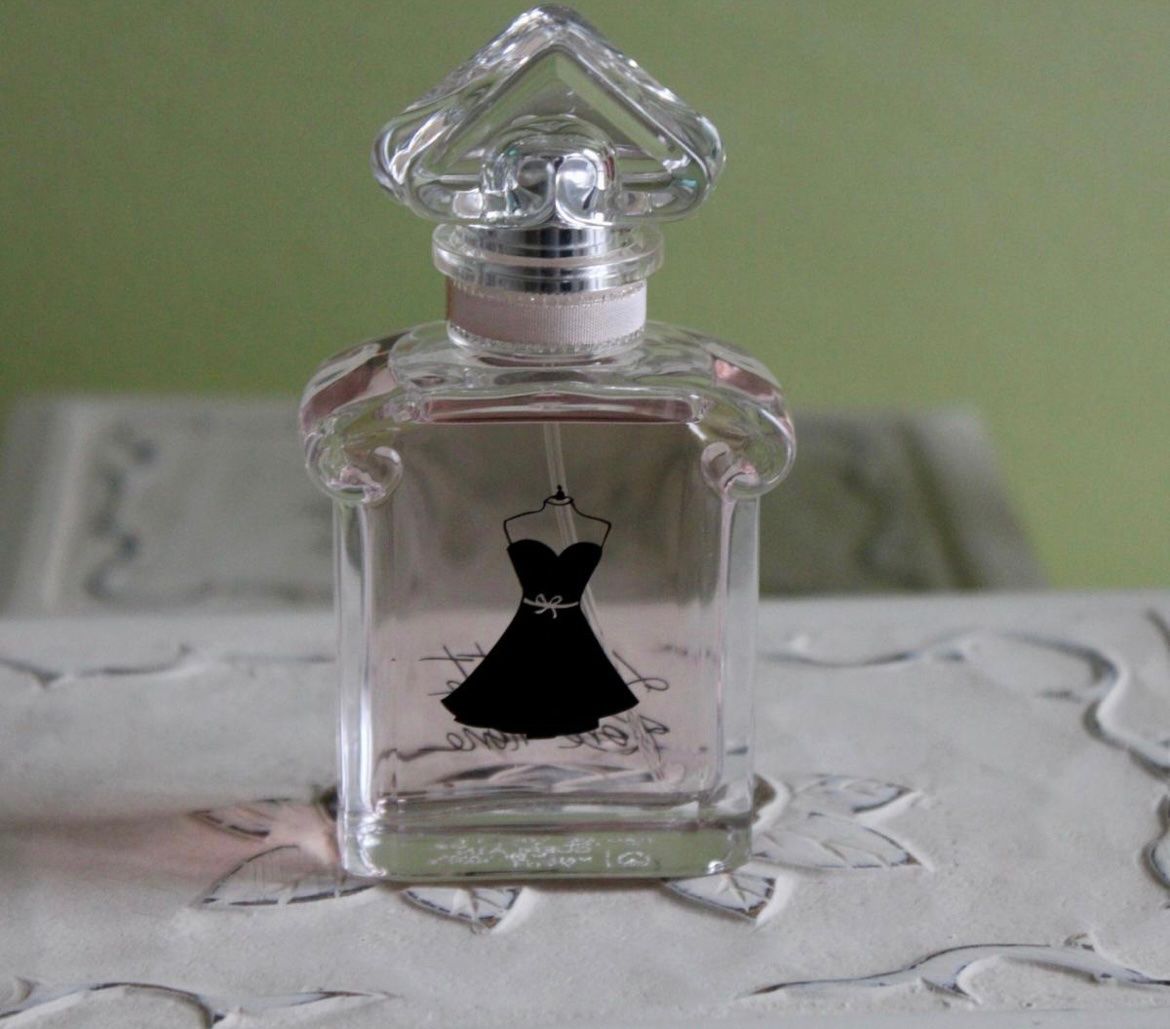 Guerlain Parfum & Eau de Toilette: Guerlain La Petite Robe Noire 12 ml sample – Neu (gemäss Beschreibung) aus Chêne-Bougeries von Seetooyoo 6