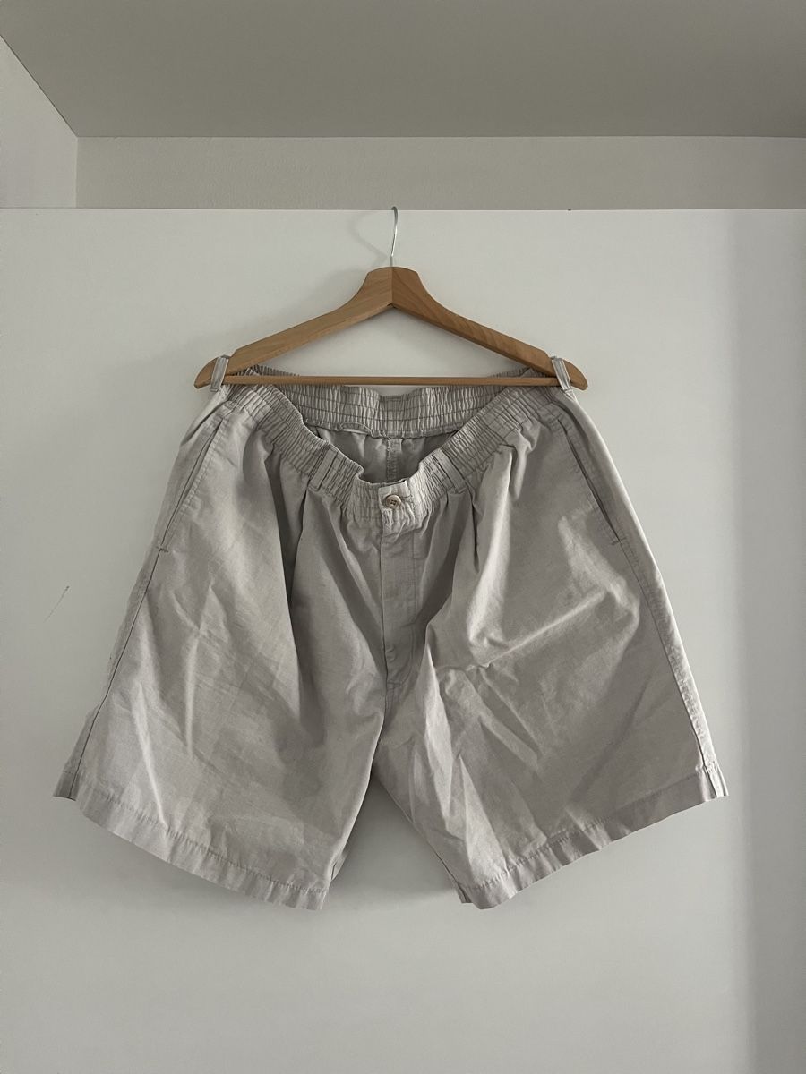 Pantalons: Beige Cargo Männer Shorts  – D'occasion à Zürich par alyaneee