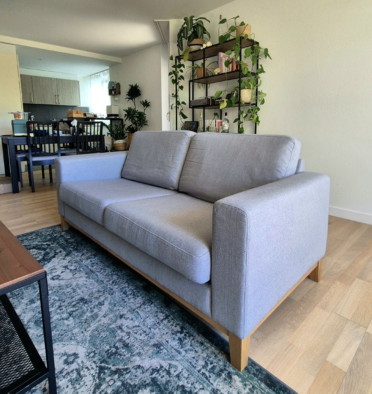 Livique Sofas: Canapé 2-3 places – Gebraucht aus Lausanne von cha_687d 1