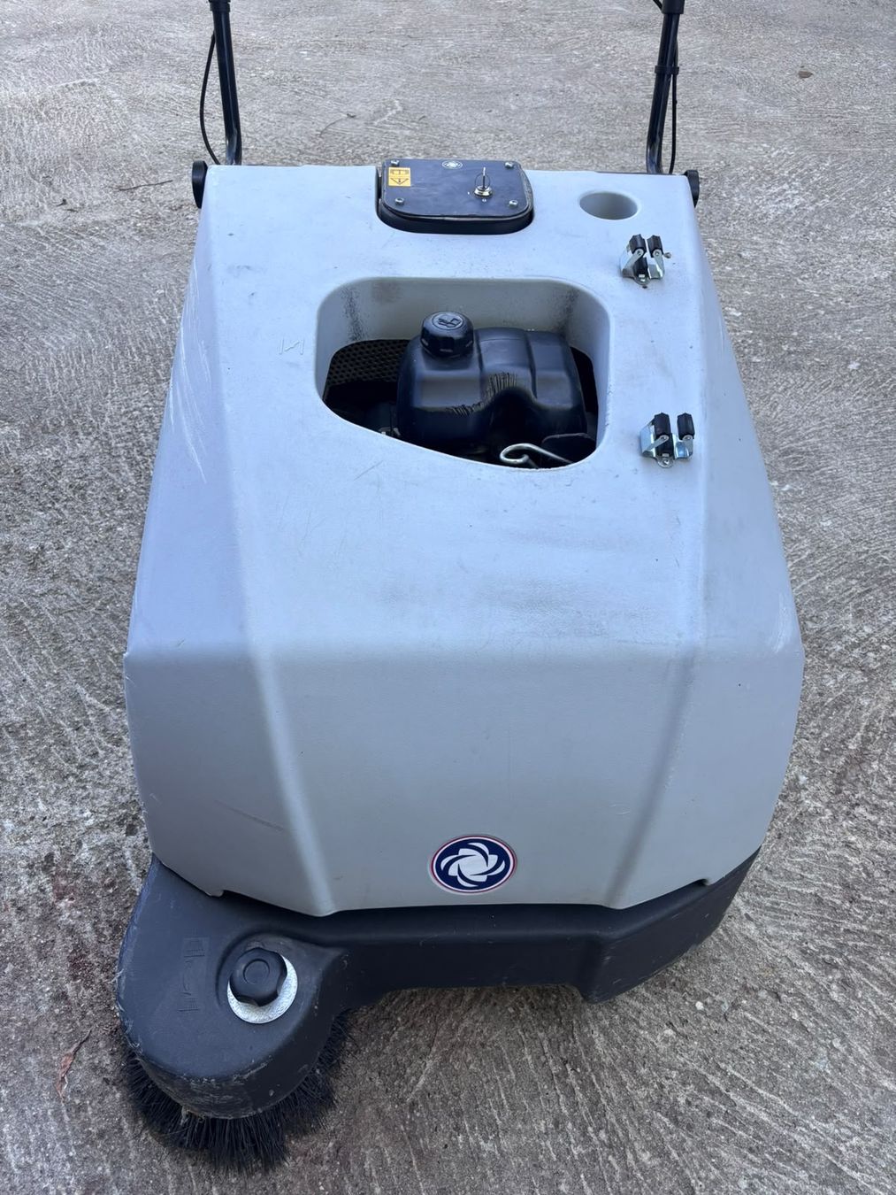Nilfisk Toutes les machines: Bodendecker Nilfisk  – D'occasion à Flawil par Cd53 6